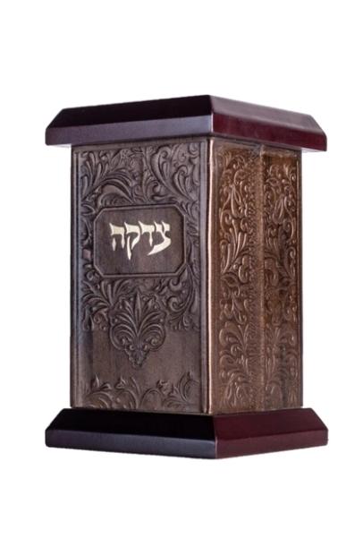קופת צדקה מרובעת